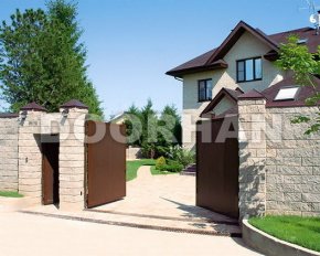 Уличные ворота. Распашные ворота